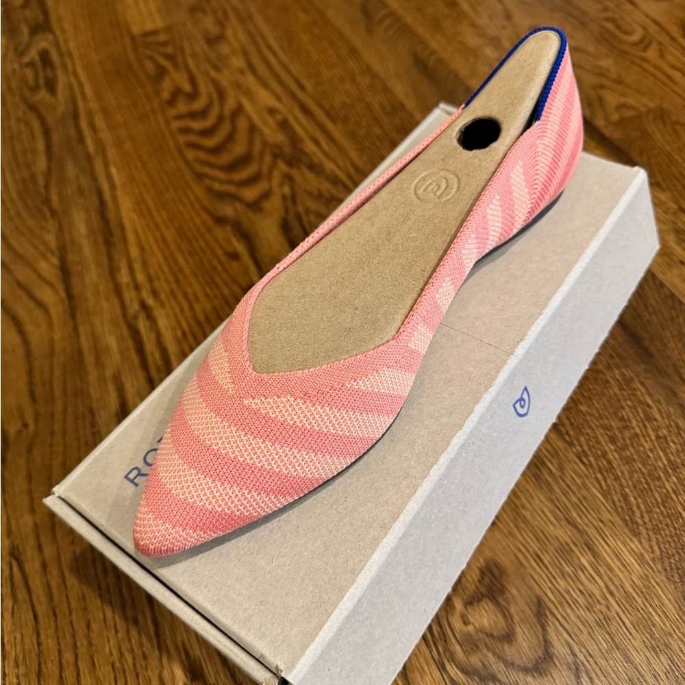 NWT pink striped Rothys. Never worn, size 7, limited edition.